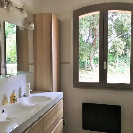 Apartment Le Domaine De Gaia Aix-en-Provence